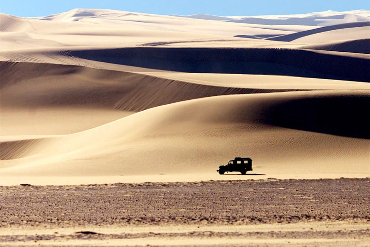 + + Wir haben ÖL Peak + + 154285