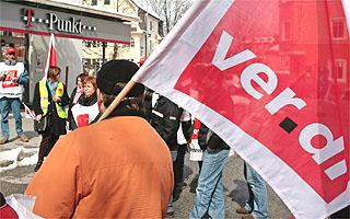 Telekom-Chef droht mit Verkauf 97772