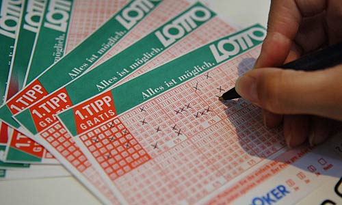 853.DAX-Tipp-Spiel**Dienstag** 19.08.08-17.45 Uhr 180744