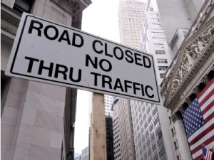 Die Bullen scharren gar nicht mit den Hufen, 215104