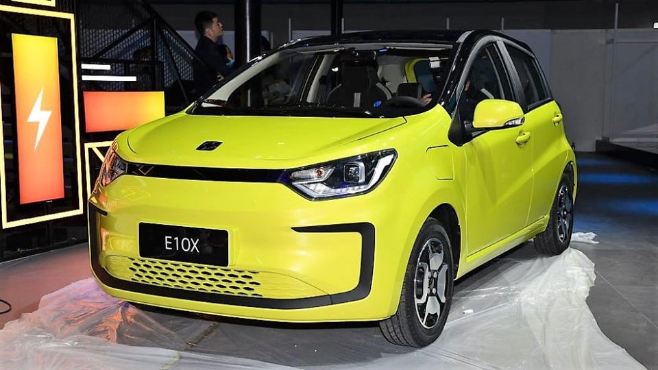 Tesla - Autos, Laster, Speicher und Solardächer 1235077