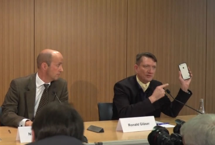 Apple Short Only 943720