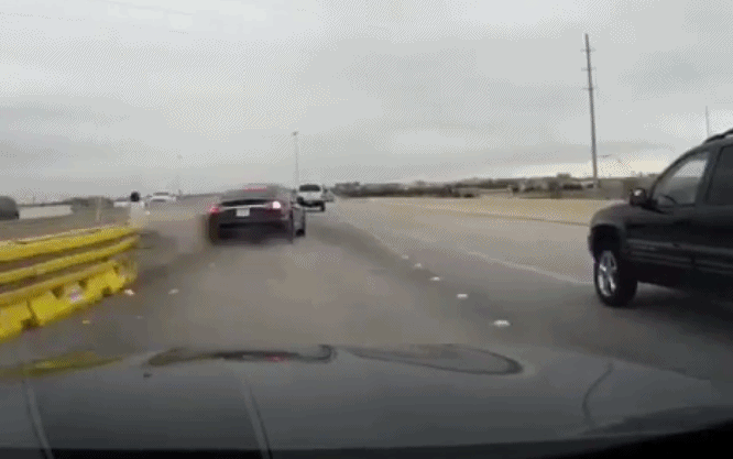 Tesla Model S 22-Jun-2012 die CHANCE 976679