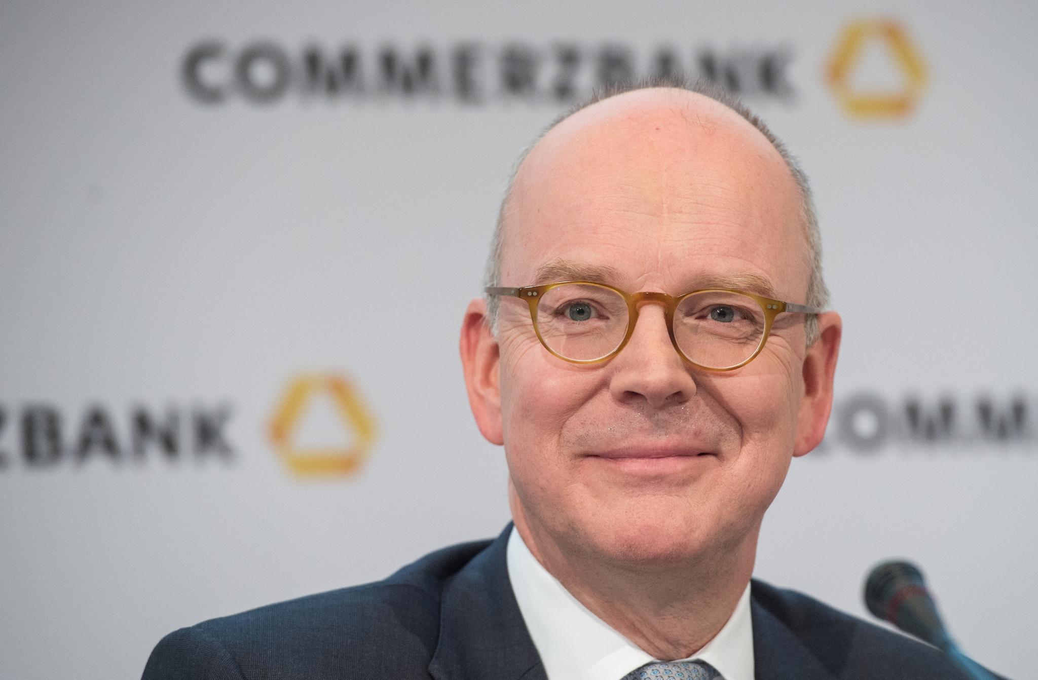 Deutsche Bank - sachlich, fundiert und moderiert 1073540