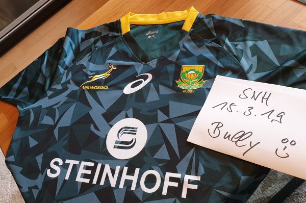 Steinhoff International Holdings N.V. 1102040