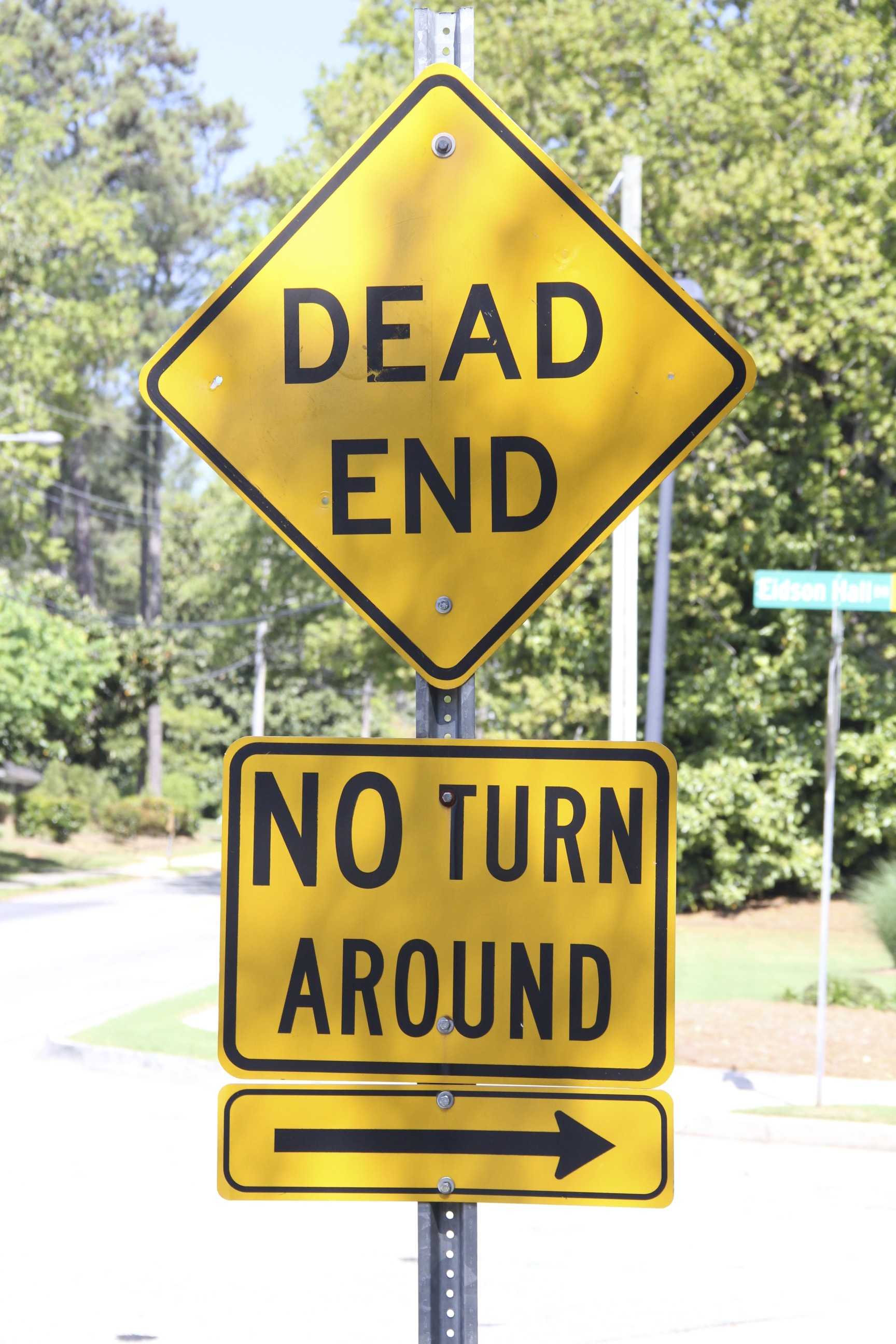 Deutsche Bank - sachlich, fundiert und moderiert 1111423