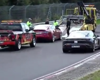 Tesla - Autos, Laster, Speicher und Solardächer 1134795