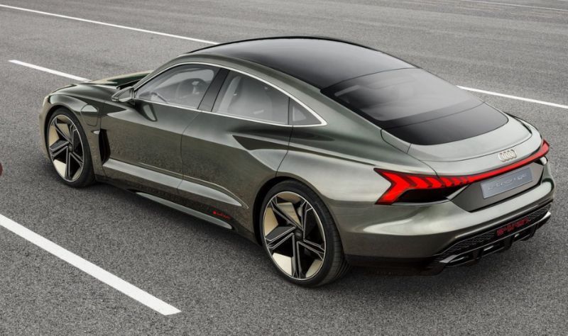 Tesla Model S 22-Jun-2012 die CHANCE 1085194