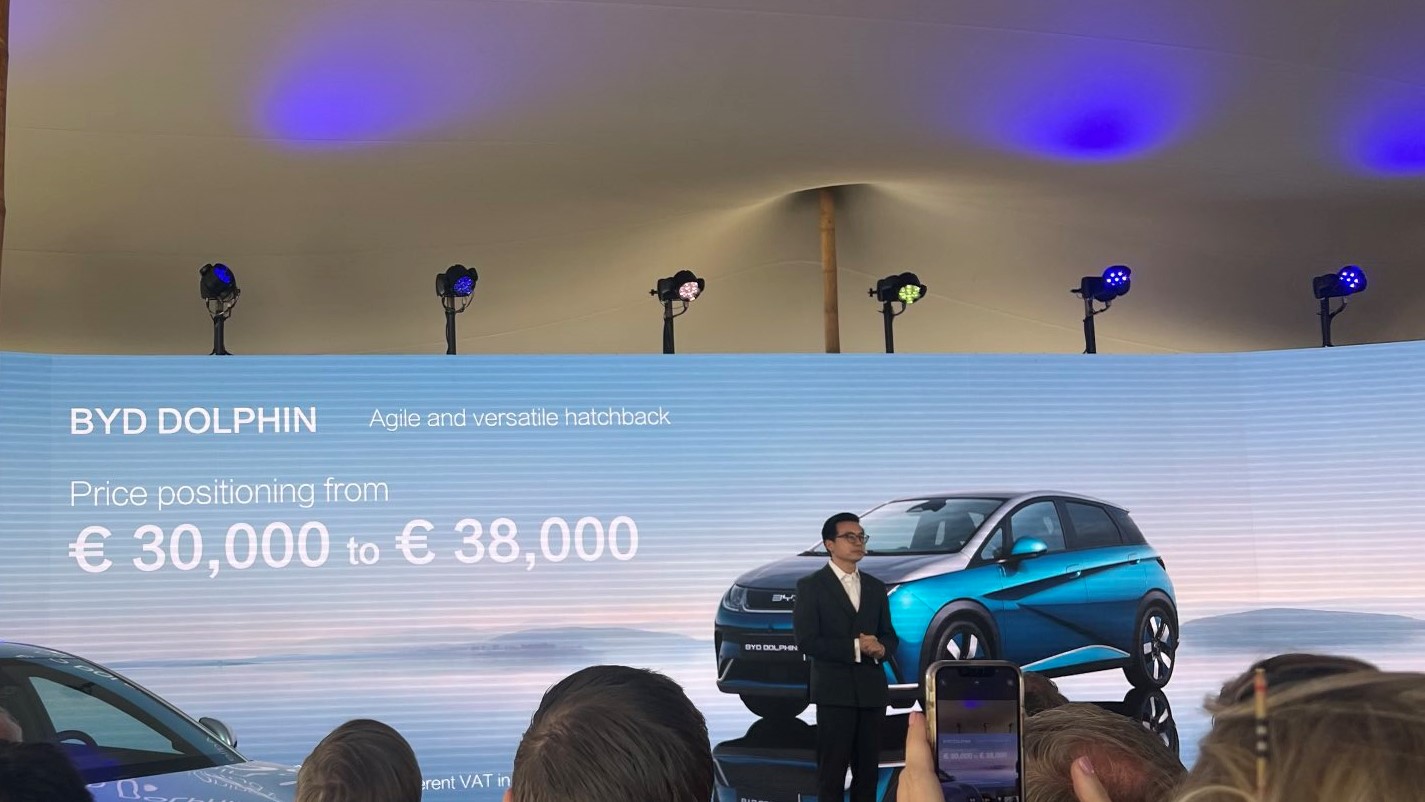 Tesla - Autos, Laster, Speicher und Solardächer 1367612