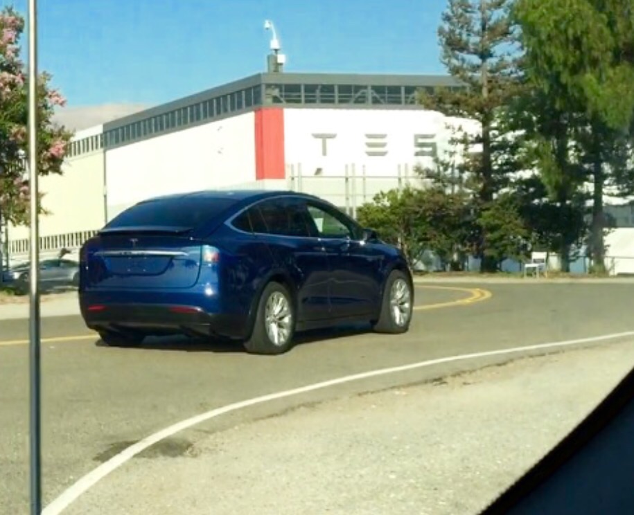 Tesla Model S 22-Jun-2012 die CHANCE 853089