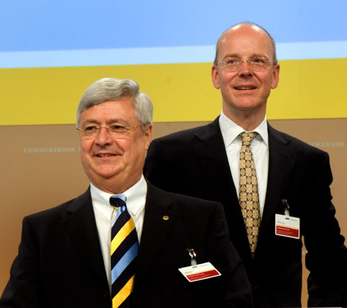 COMMERZBANK kaufen Kz. 28 € 396875