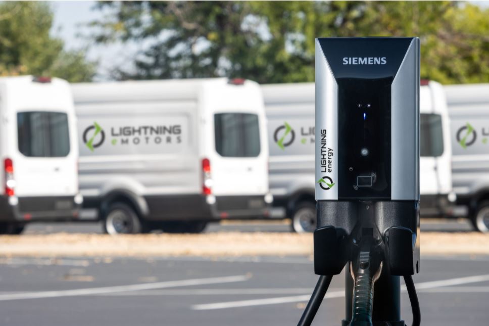 LIGHTNING eMotors High-Tech-Elektroantriebe 1282208