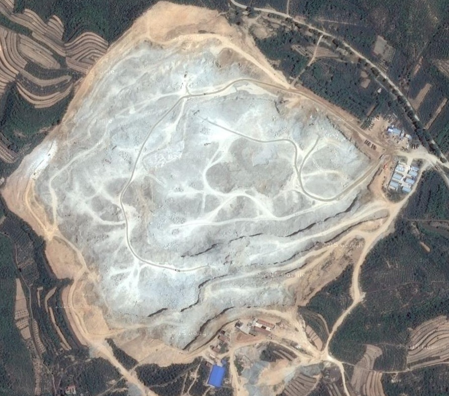 Goldproduzent mit mehr als 100000 Unzen 2012 994119