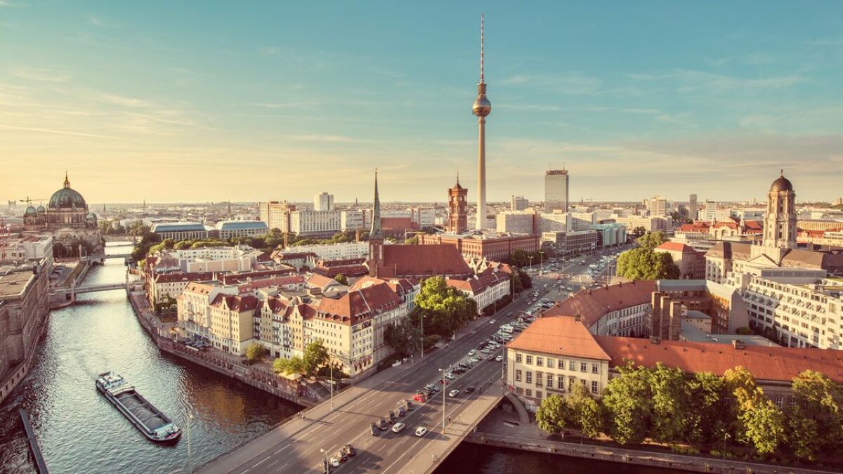 Mit der Conwert-Übernahme erwirbt Vonovia weitere Immobilien in Metropolen wie Berlin.