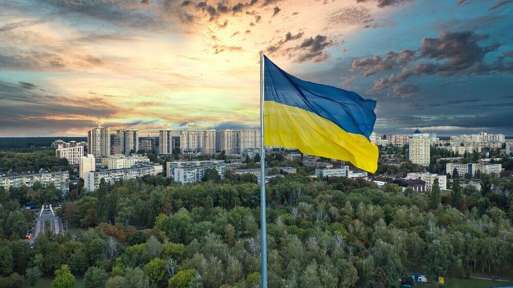 ukraine-haben-fabrik-in-russland-getroffen-12-09-26-news-ariva-de