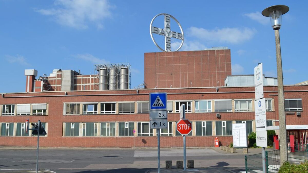 Bayer-Werk in Krefeld