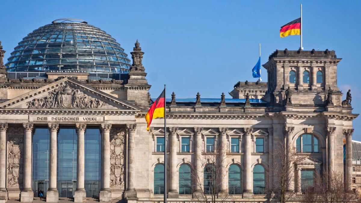 Der Reichstag im Berliner Regierungsviertel