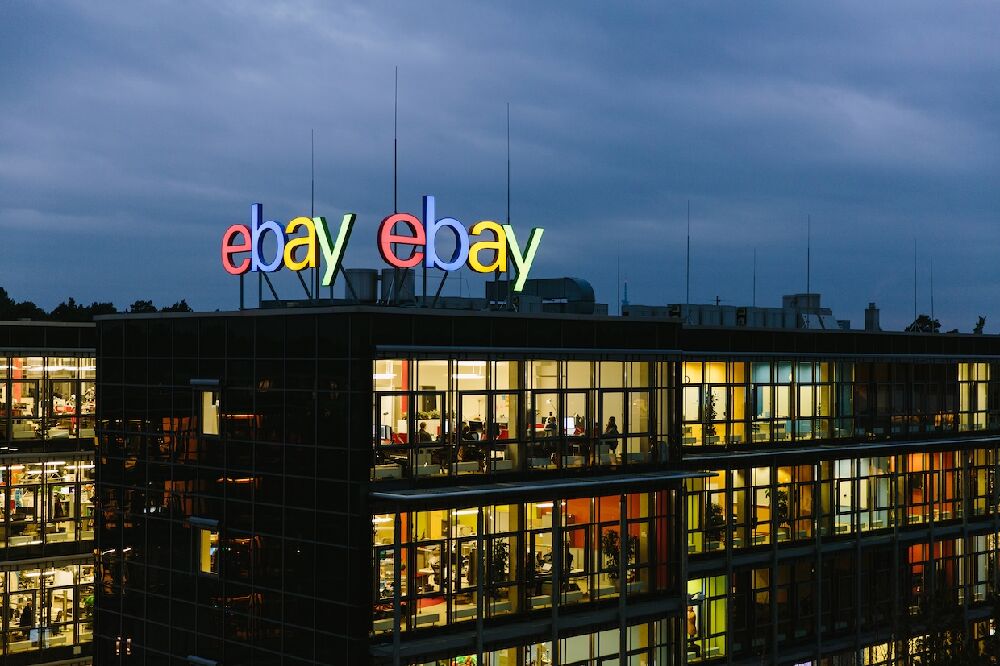 eBay feuert jeden Elften, die Aktie jagt Rekorde: Wie lange geht das noch gut?