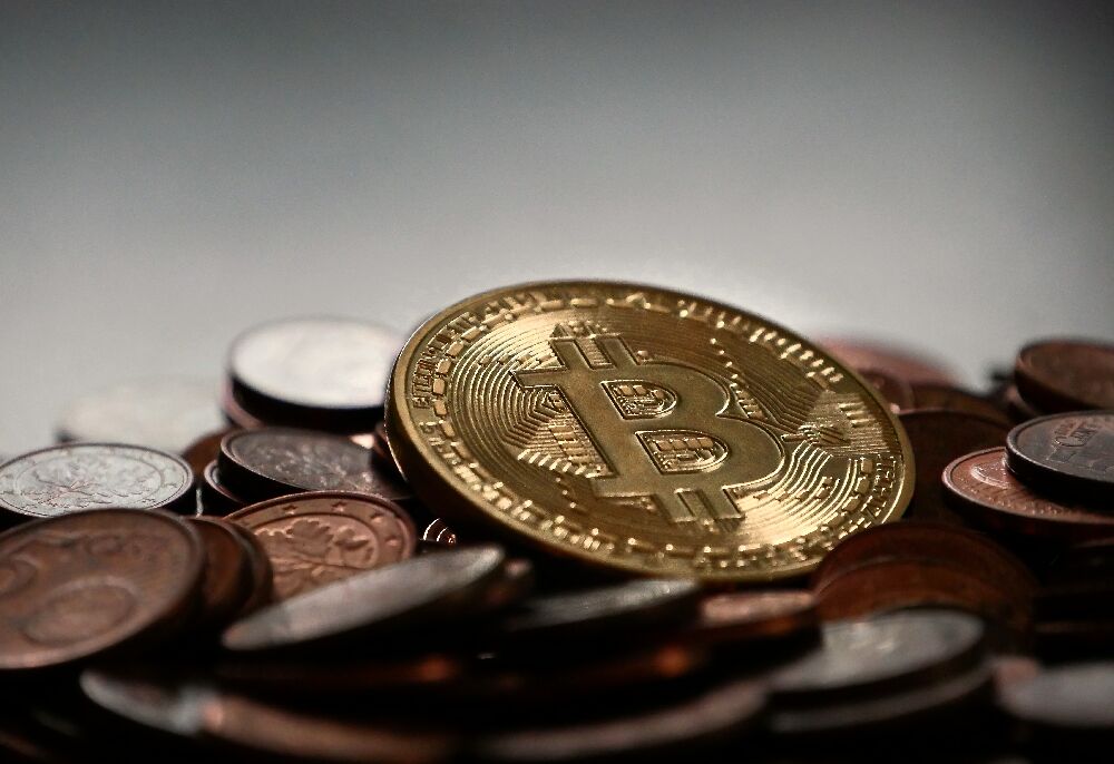 Bitcoin und &Ouml;l fallen: Trump erkl&auml;rt Iran-Feuerpause f&uuml;r beendet