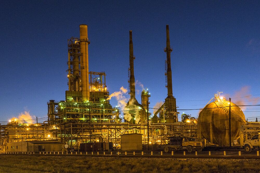 Bilfinger kappt Prognose: Bis zu 1.500 Jobs sollen wegfallen &ndash; Aktie st&uuml;rzt ab!