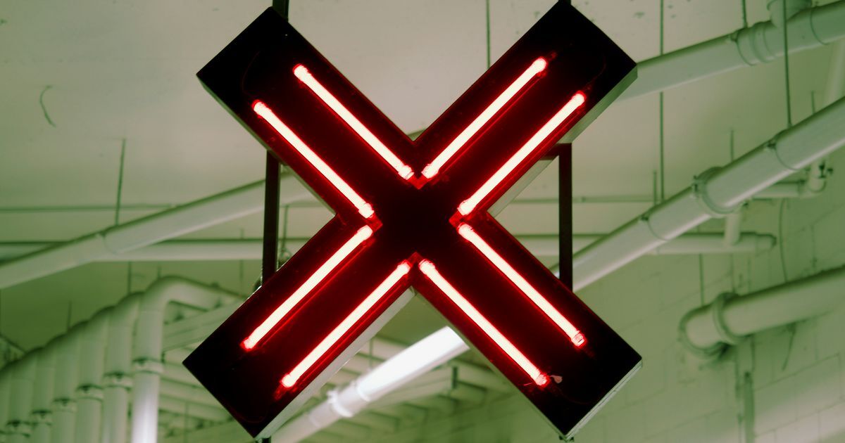 9.000 Jobs weg: Beliebter Dividendenwert baut massiv Stellen ab!
