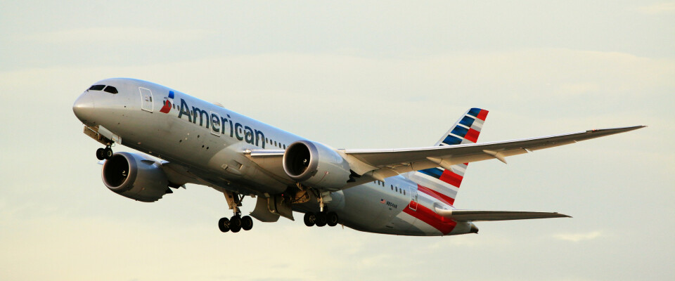Ein American Airlines Flugzeug beim Start in Los Angeles. 