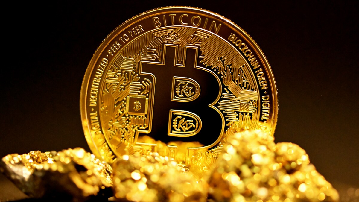 Bitcoin ist eine digitale Kryptowährung, die auf einer dezentralen Blockchain-Technologie basiert und sichere, anonyme und direkte Transaktionen zwischen Benutzern ermöglicht.