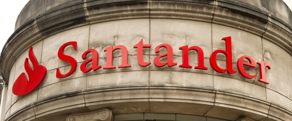 Das Logo der Santander Bank.
