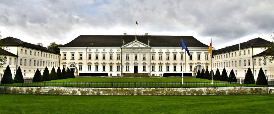 Das Schloss Bellevue in Berlin ist der Amtssitz des Bundespräsidenten.