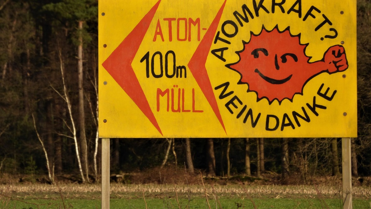 Die Anti-Atom-Sonne auf einem Plakat.