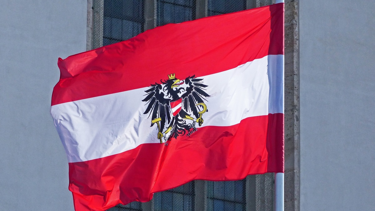 Die Flagge Österreichs.