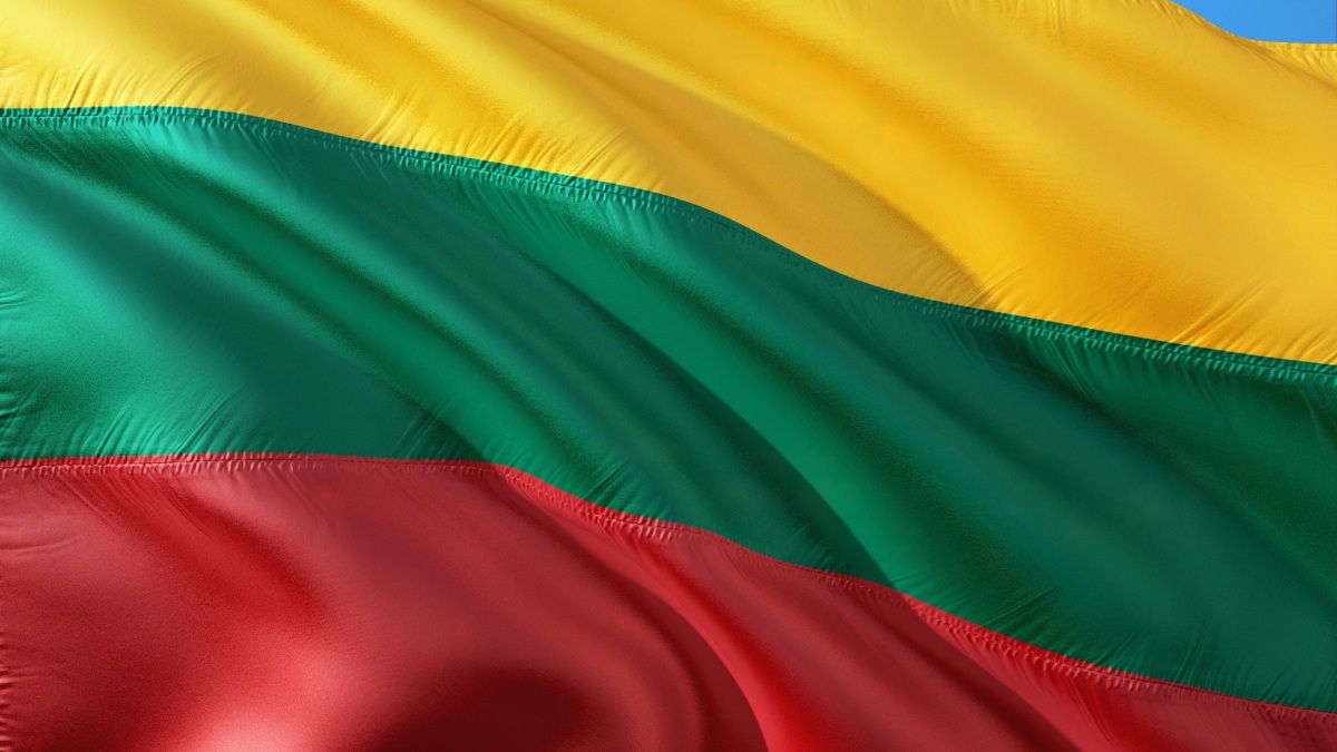 Die litauische Flagge.