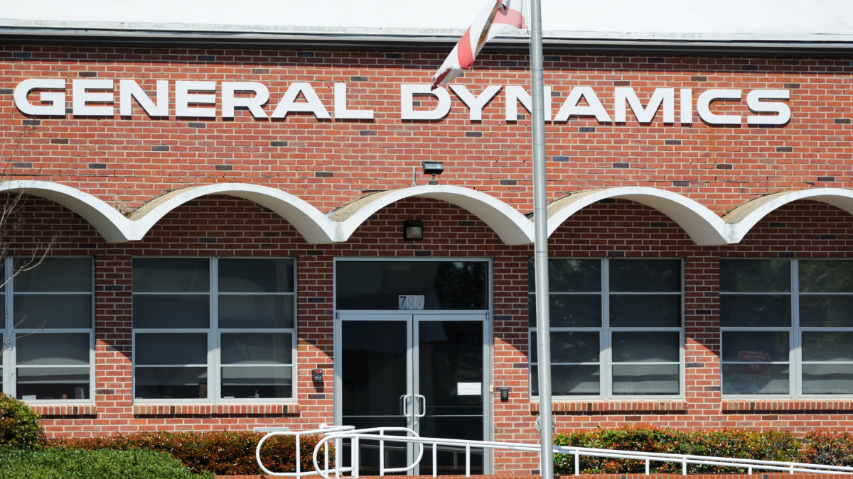 Ein Firmengebäude von General Dynamics.