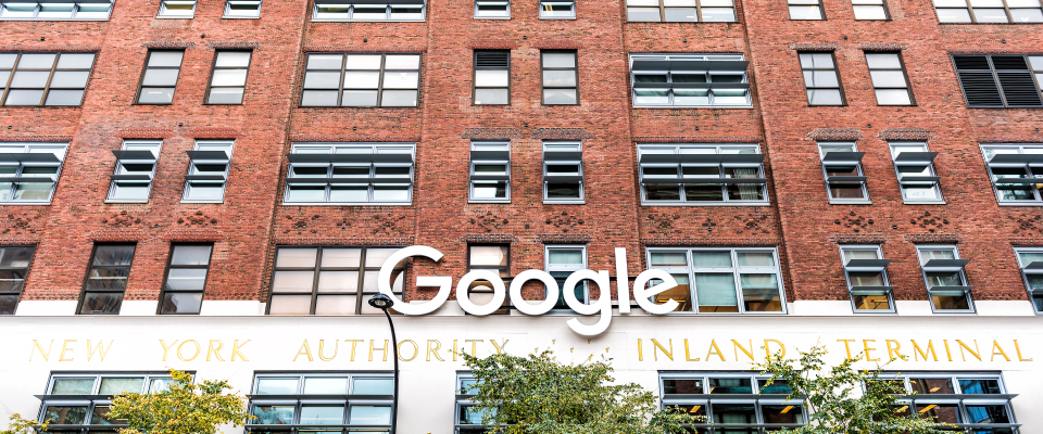Ein Google-Gebäude am Standort New York, USA.