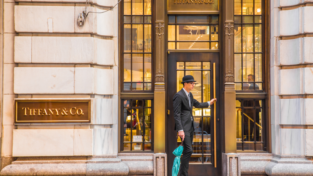 Ein Tiffany-Geschäft in der Wall Street in New York.