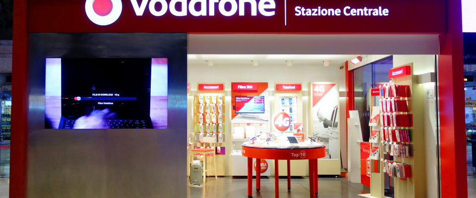 Ein Vodafone-Geschäft in Milan, Italien.