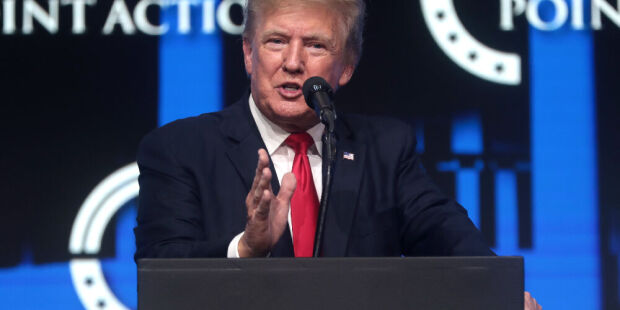 Chamenei gibt Trump Schuld f&uuml;r Massenproteste im Iran