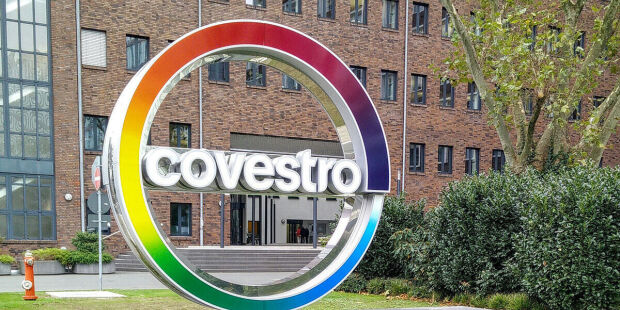 Covestro betätigt Jahresgewinnziel - Spanne bleibt allerdings groß