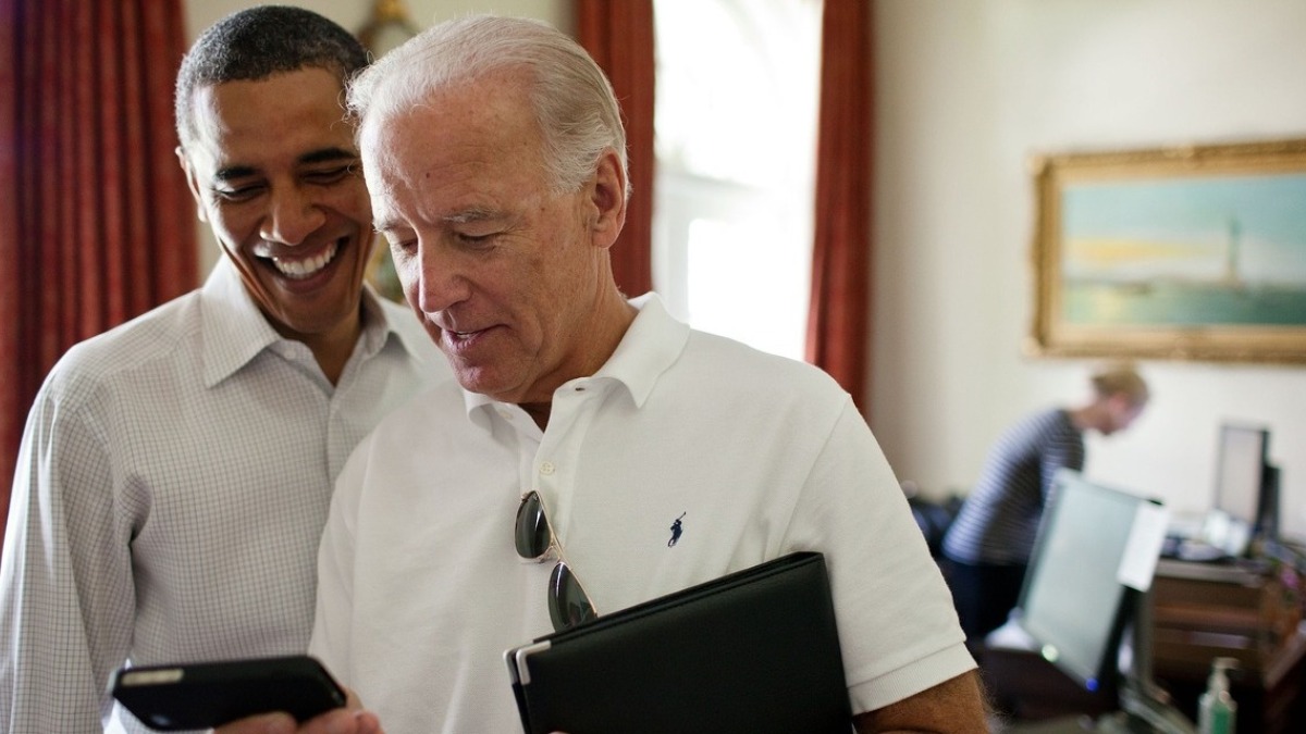 Präsident Joe Biden mit Barack Obama