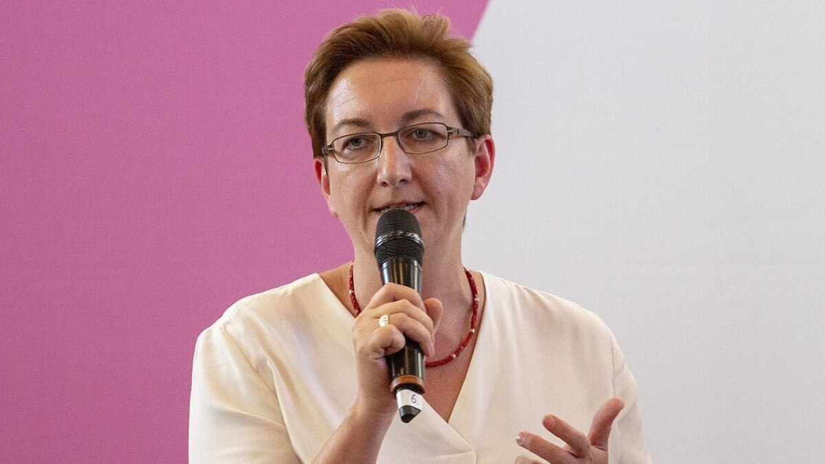 Klara Geywitz ist Bundesministerin für Wohnen, Stadtentwicklung und Bauwesen