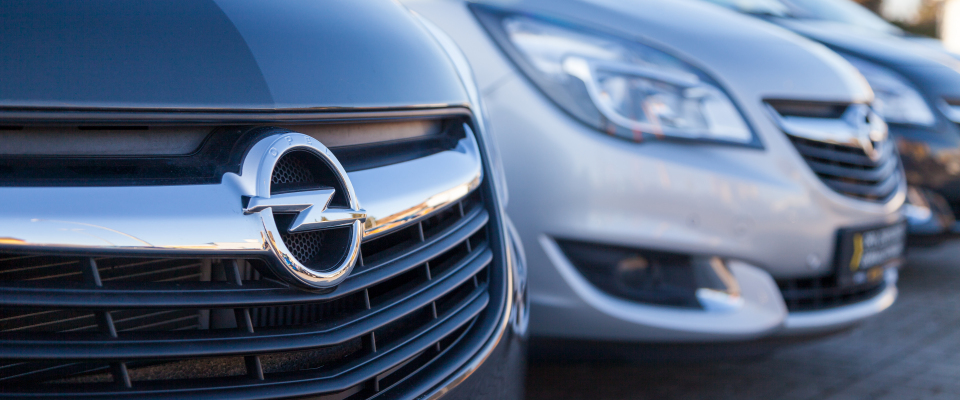 Opel gehört zur Groupe PSA.