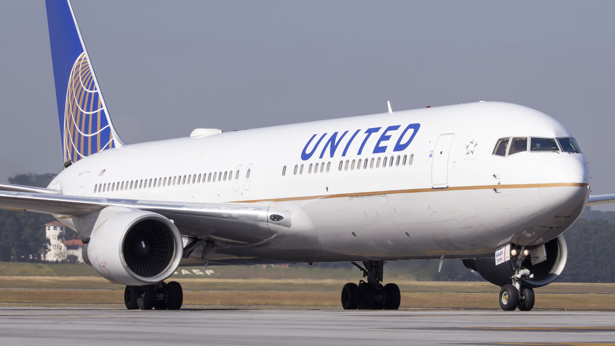 Eine Boeing 767-400 von United Airlines. United Continental Holdings ist eine Beteiligungsgesellschaft von United Airlines.