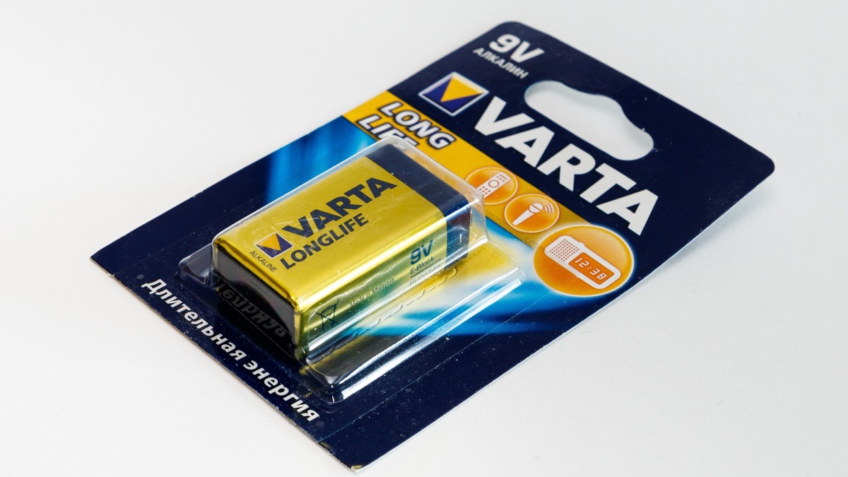 Alkaline-Batterie von Varta.