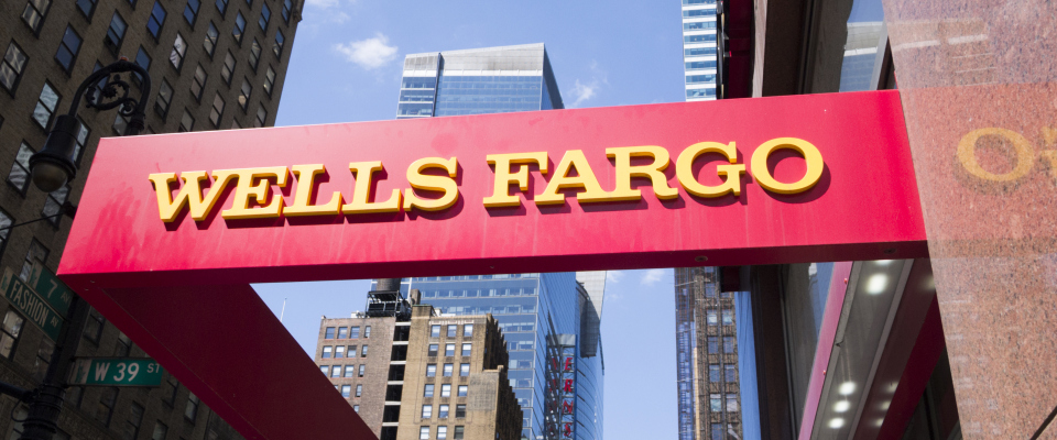 Eine Wells Fargo Filiale in New York City. 
