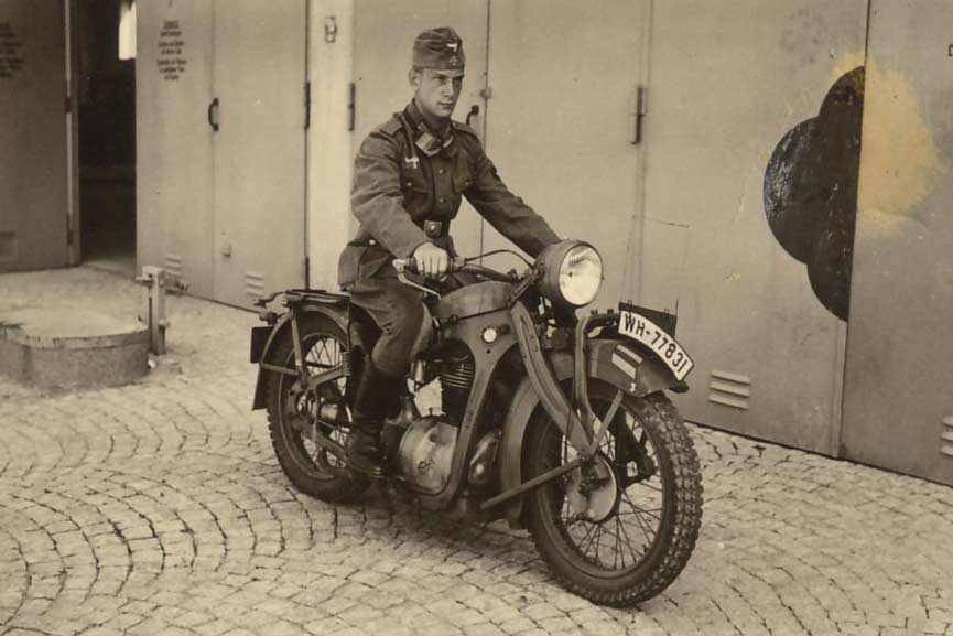 Esprit Holdings tgt H$ 120 807226