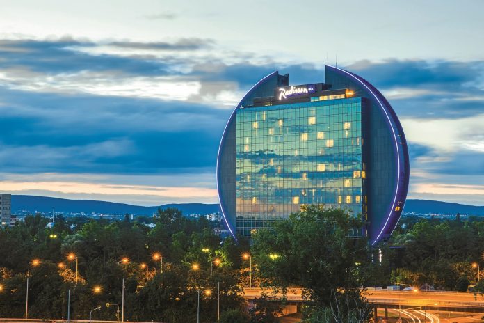 FCEL vor Gewinnschwelle 2013 1139680