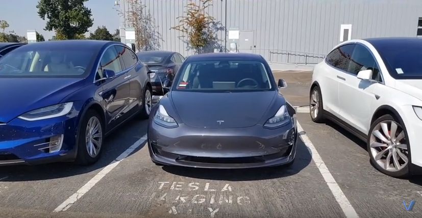 Tesla Model S 22-Jun-2012 die CHANCE 1019449