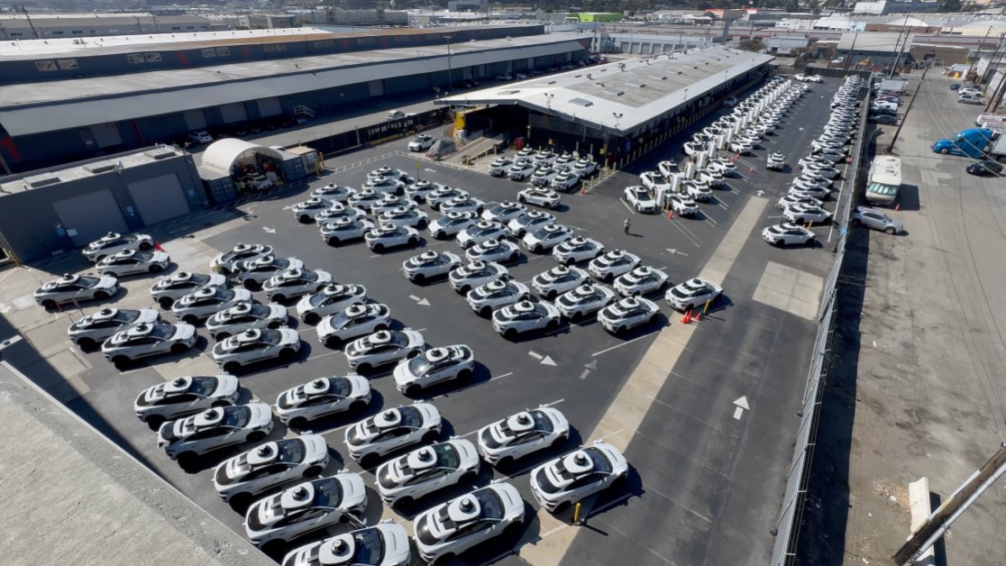 Tesla - Autos, Laster, Speicher und Solardächer 1485811