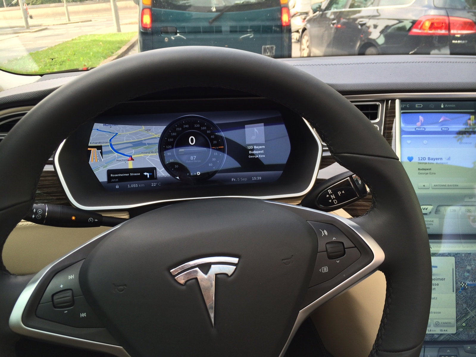 Tesla Model S 22-Jun-2012 die CHANCE 754354