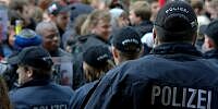 ROUNDUP/Tresor-Coup mit Millionenbeute: Polizei veröffentlicht Fotos
